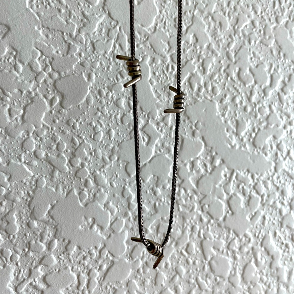 Sterlin Silver Barbed Wire Chain